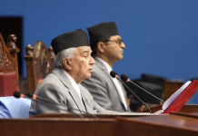 विदेशमा रहेका नेपालीलाई आवधिक निर्वाचनमा मतदान गर्न पाउने व्यवस्था गर्ने घोषणा